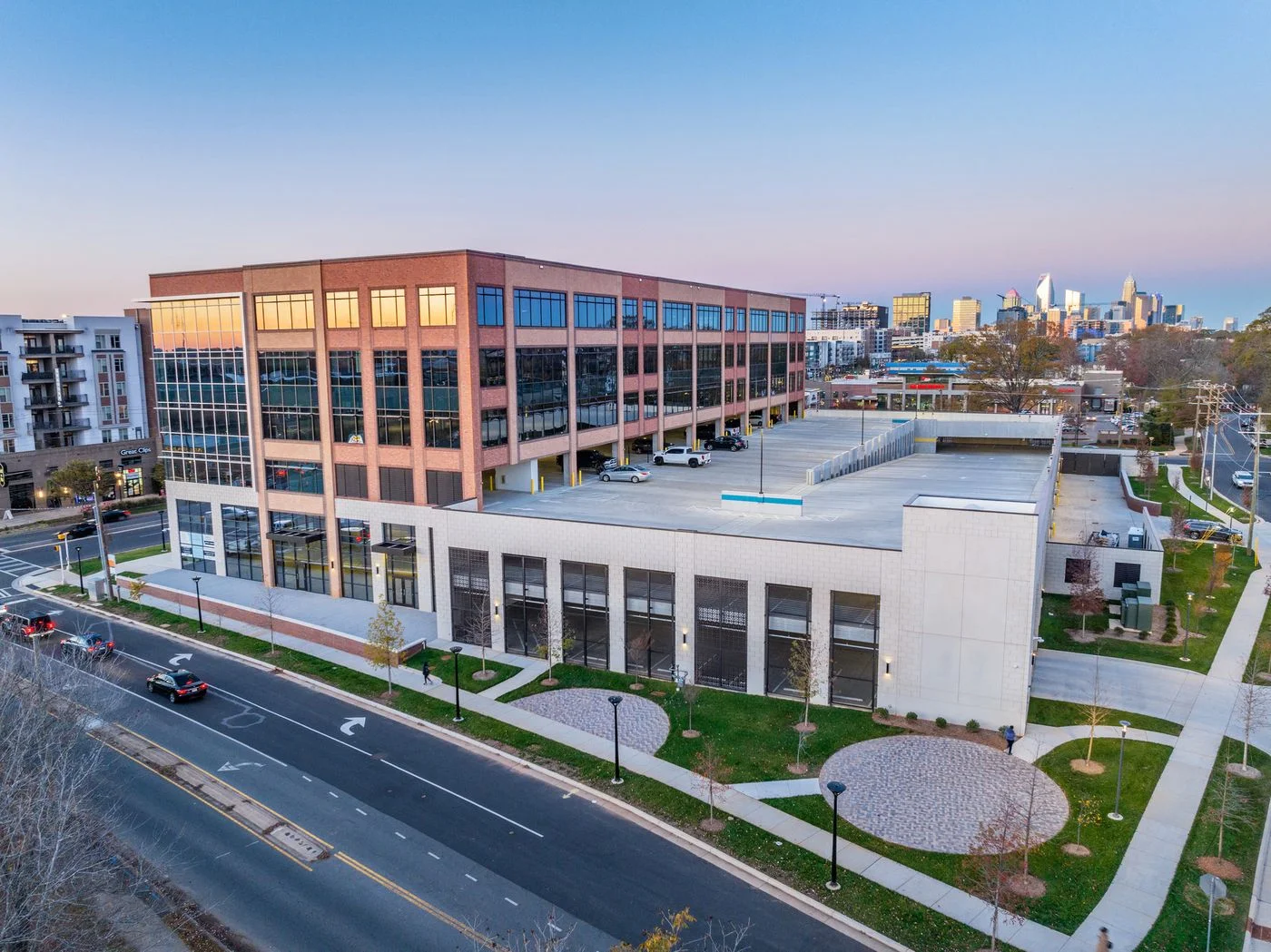 Photo 2 of 2825 South Blvd, Charlotte, NC 28209