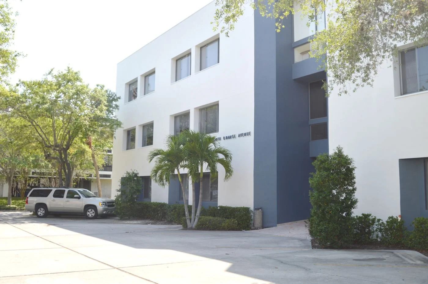 Photo-1 of 205 N Orange Ave, Sarasota, FL 34236
