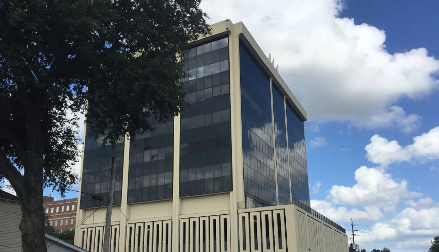 Photo 2 of 2633 Napoleon Ave, New Orleans, LA 70115