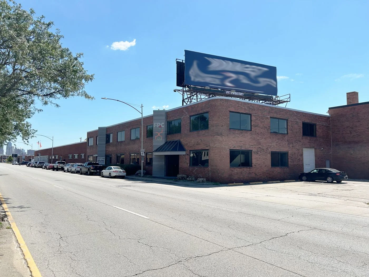 Photo 2 of 1330 Burlington St, North Kansas City, MO 64116