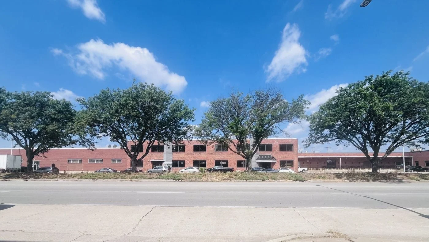 Photo 3 of 1330 Burlington St, North Kansas City, MO 64116