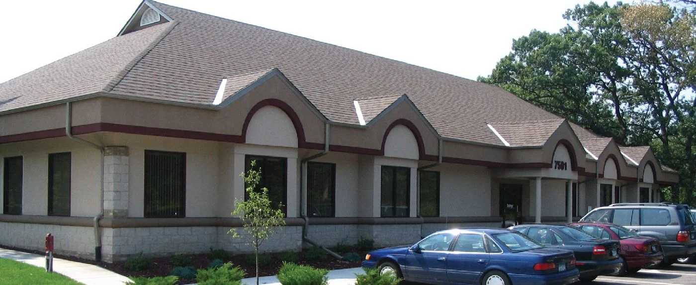 Photo 1 of 7551 9th St N, Oakdale, MN 55128