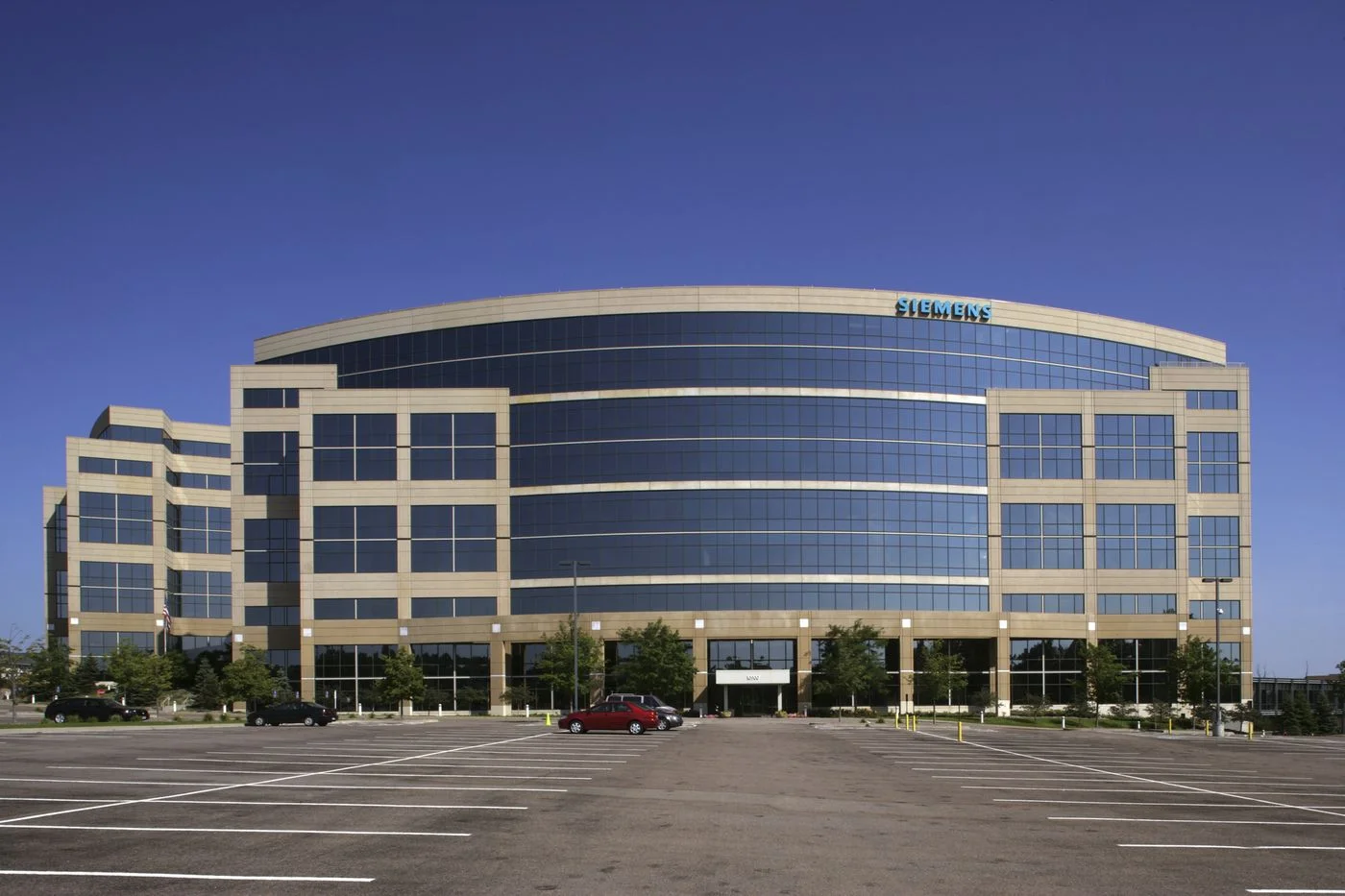 Photo 2 of 10900 Wayzata Blvd, Minnetonka, MN 55305