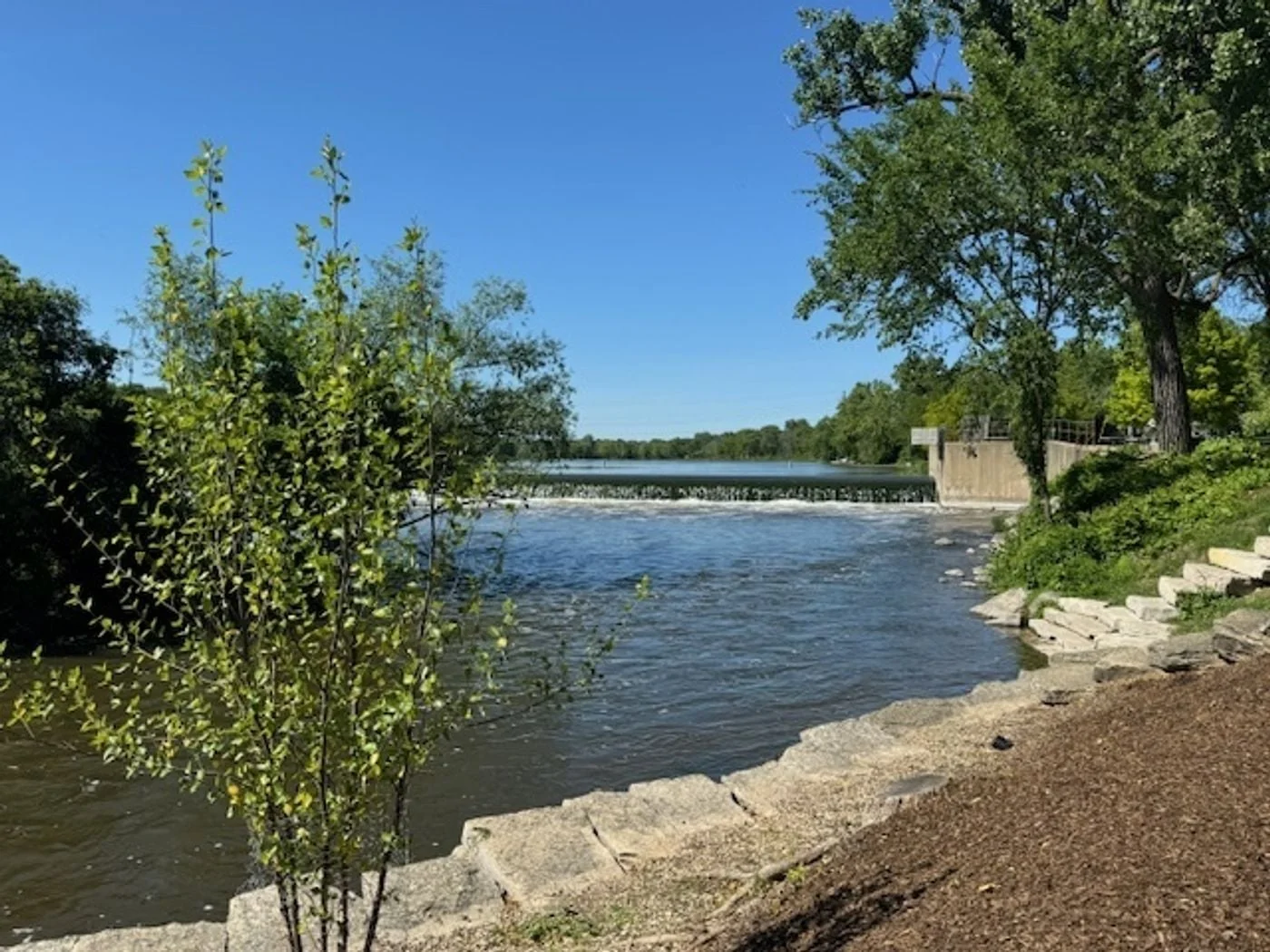 Photo 2 of 28 N Bennett St, Geneva, IL 60134