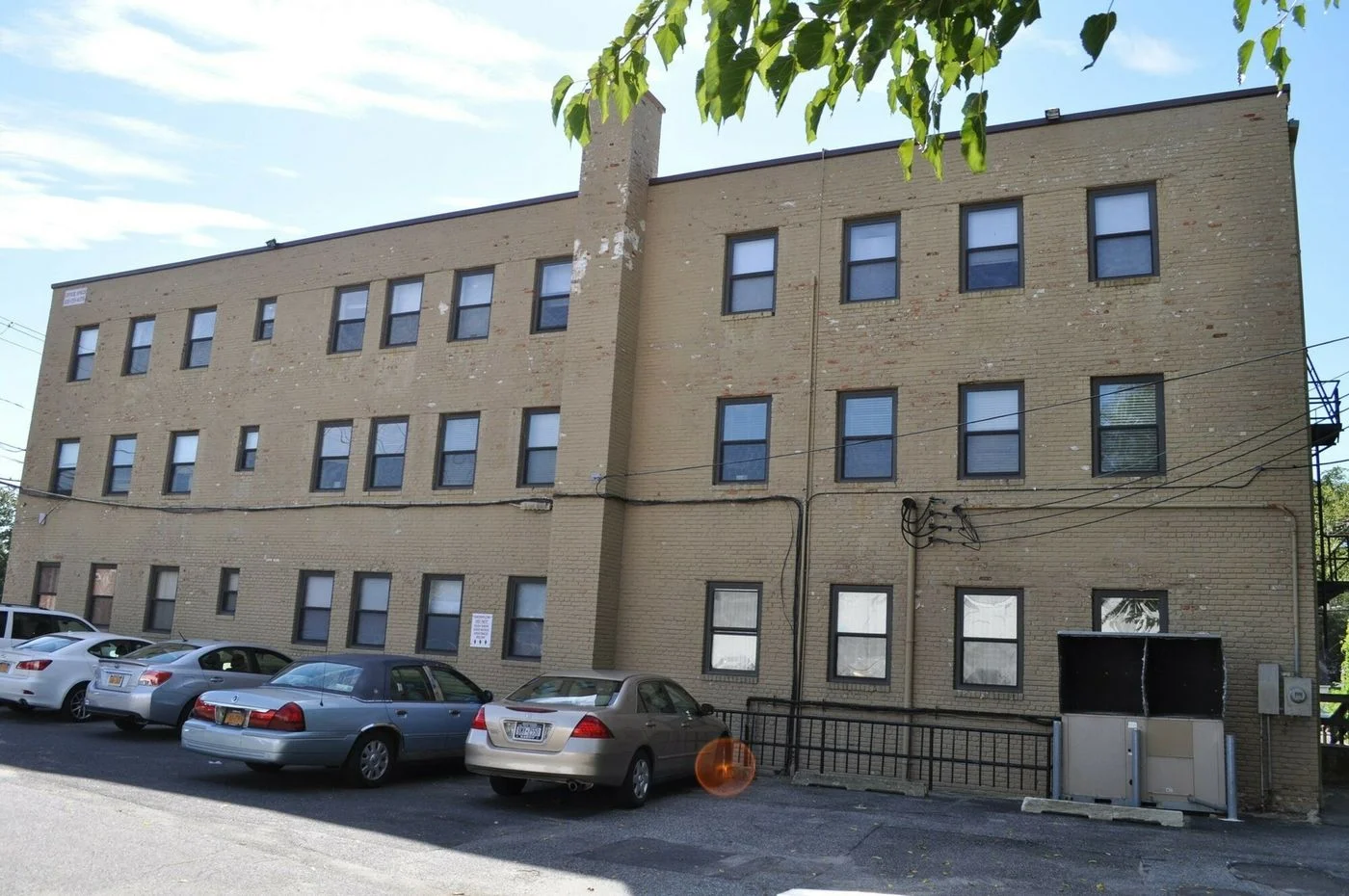 Photo 3 of 22 Lawrence Ave, Smithtown, NY 11787