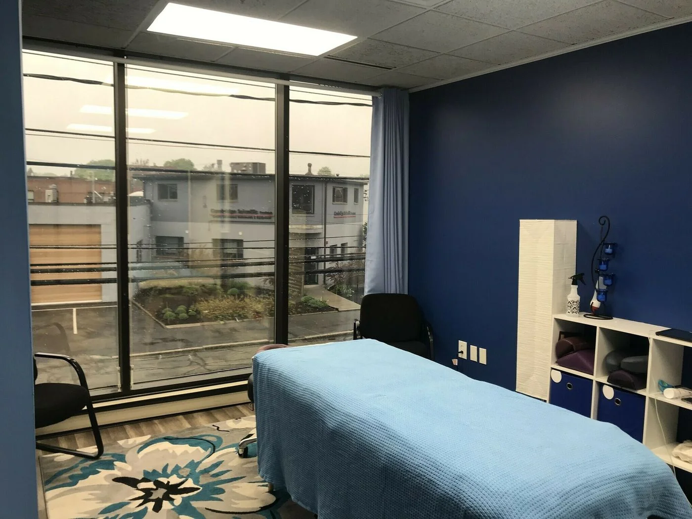 Photo 1 of 200 Dexter Ave, Watertown, MA 02472