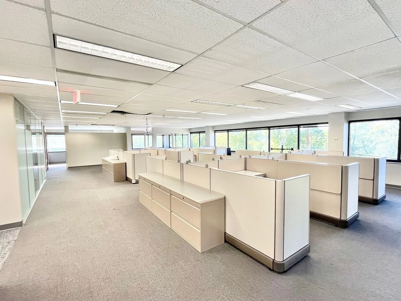 Photo 3 of 201 S Johnson Rd, Houston, PA 15342