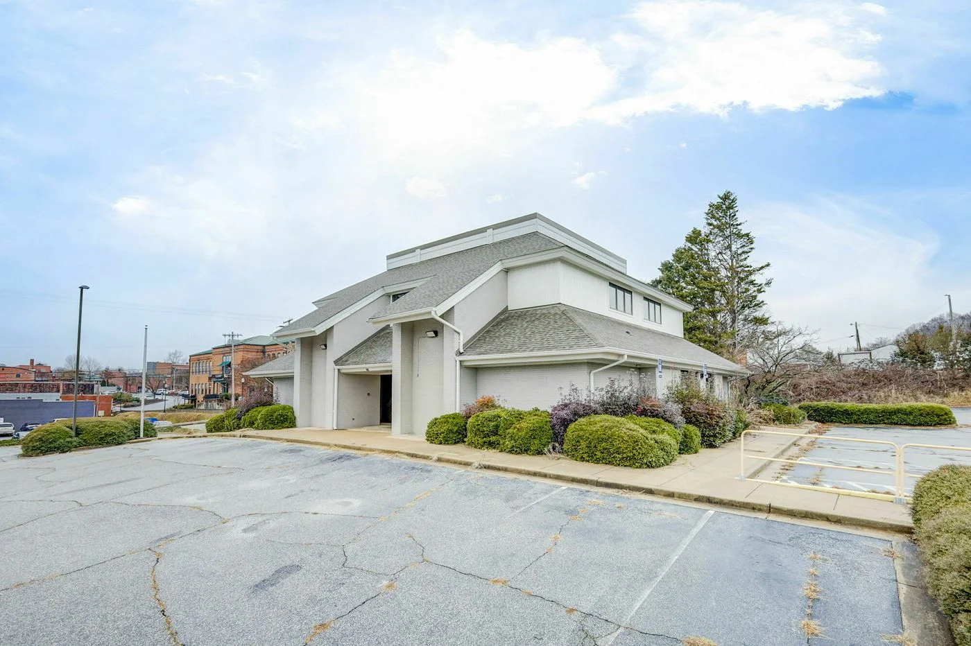 Photo-1 of 201 E 1st Ave, Easley, SC 29640