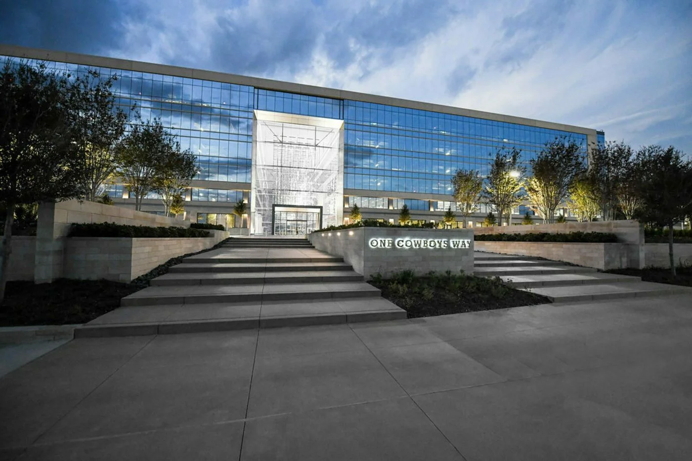 Photo-3 of 1 Cowboys Way, Frisco, TX 75034