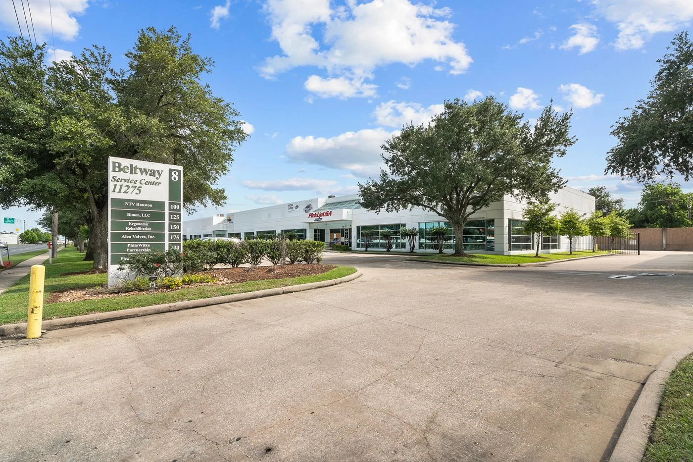 Photo 1 of 11275 S Sam Houston Pkwy W, Houston, TX 77031