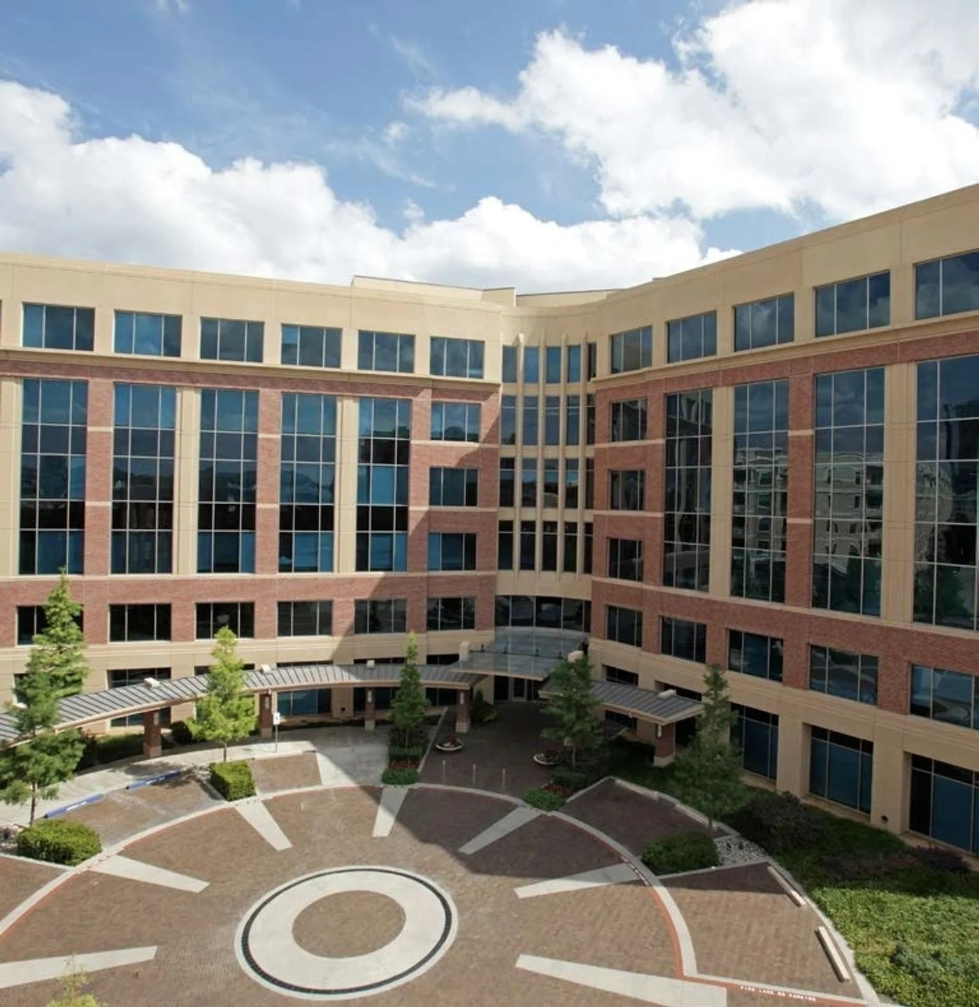 Photo 3 of 15725 Dallas Pkwy, Addison, TX 75001