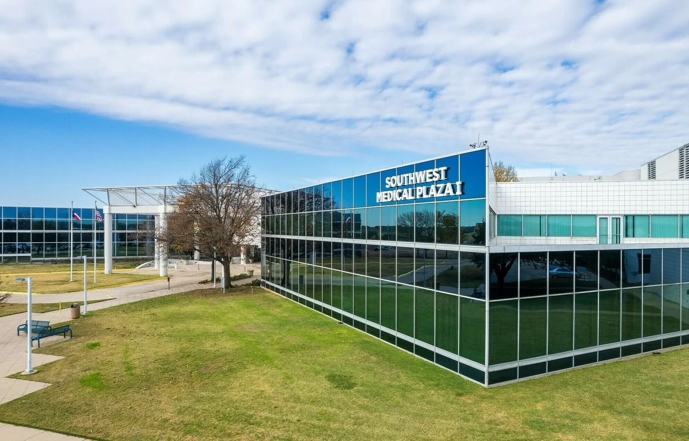 Photo-1 of 7100 Oakmont Blvd, Fort Worth, TX 76132