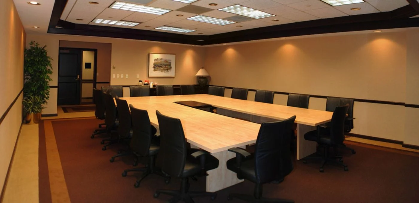 Photo 3 of 7601 Office Plaza Dr N, West Des Moines, IA 50266