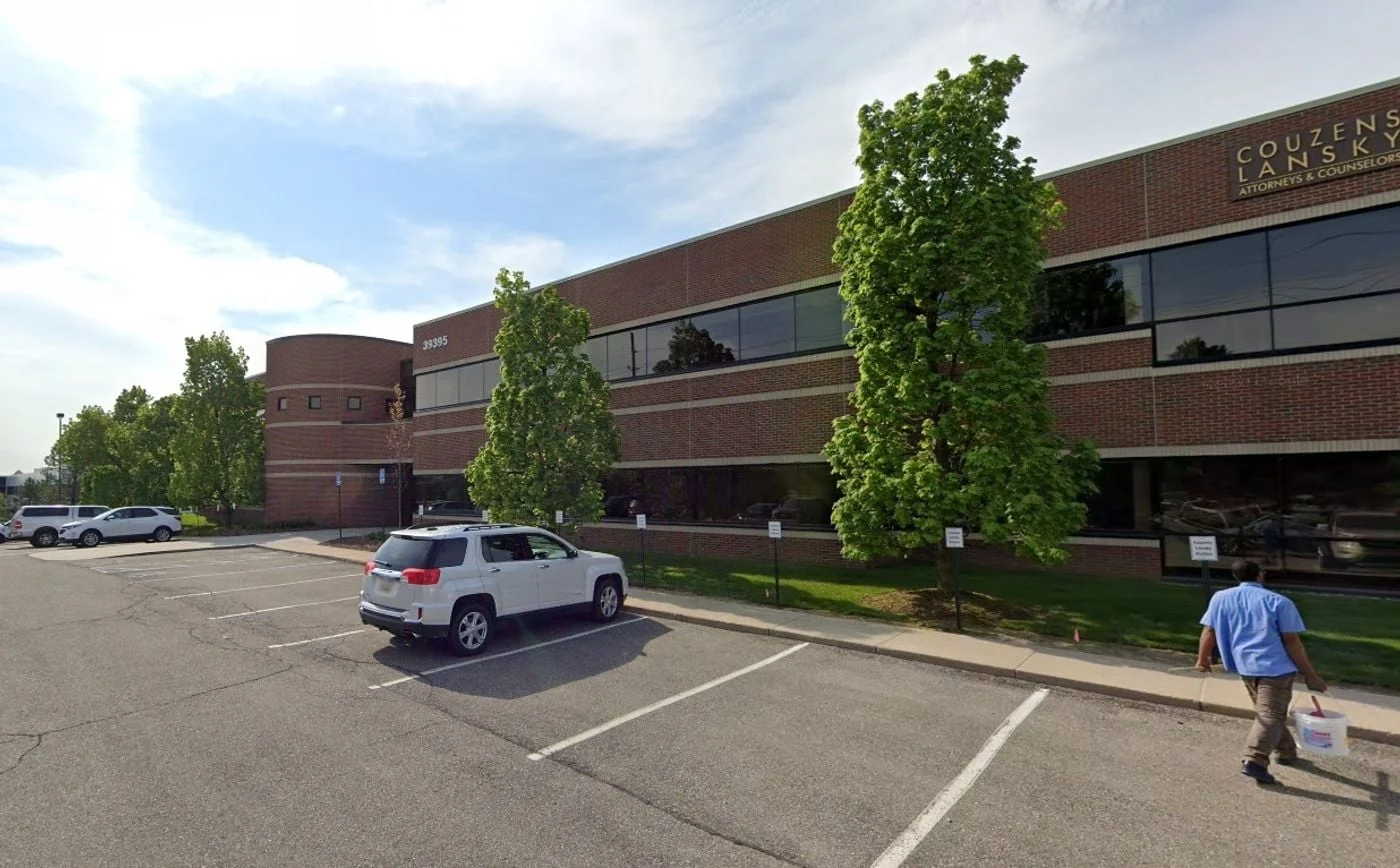 Photo 1 of 39395 W 12 Mile Rd, Farmington Hills, MI 48331