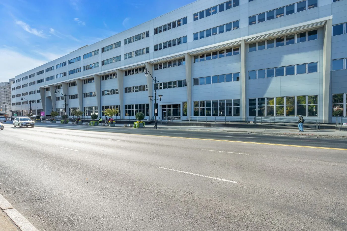 Photo-1 of 1100 Raymond Blvd, Newark, NJ 07102