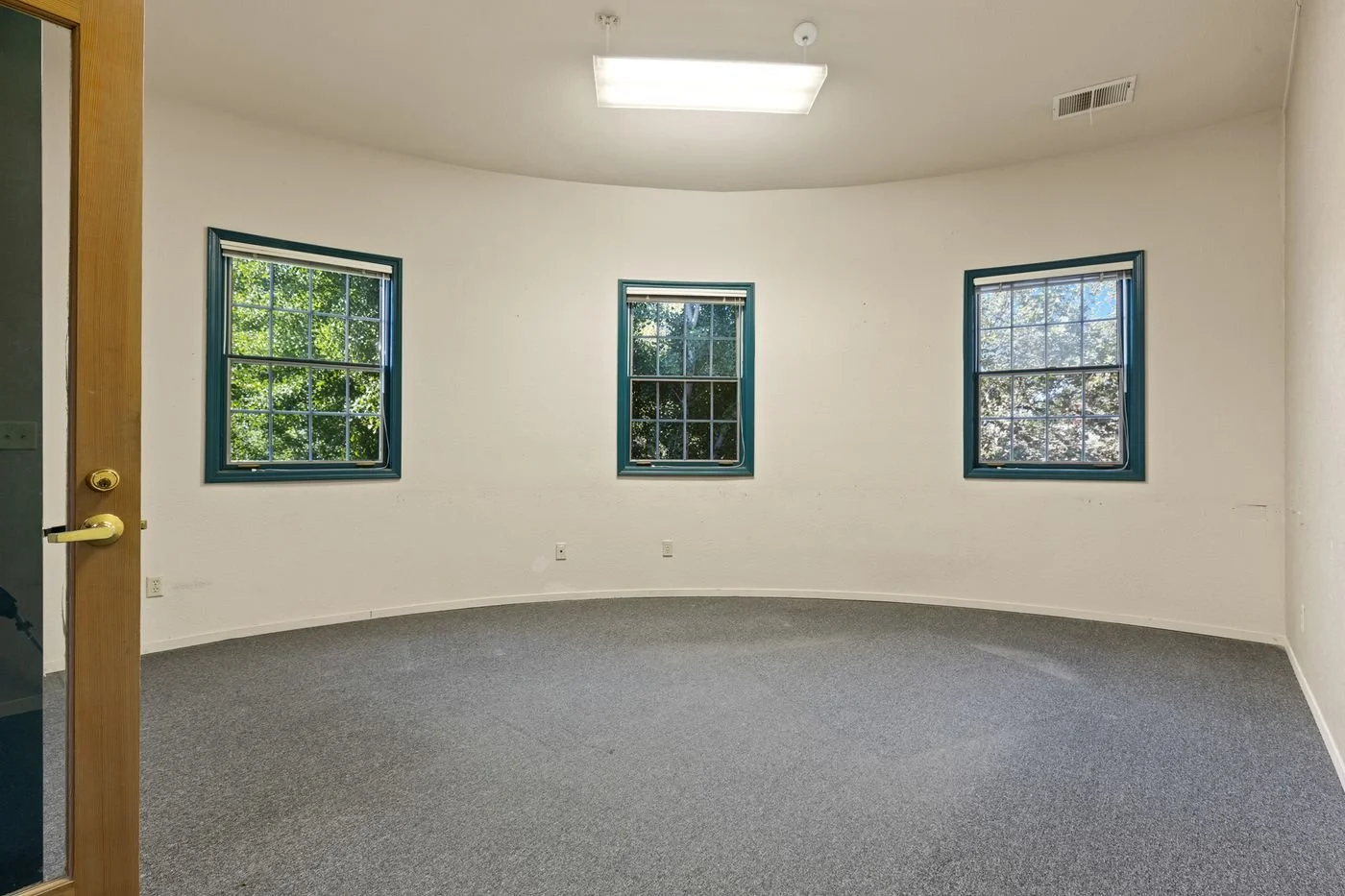 Photo-3 of 55 Independence Cir, Chico, CA 95973