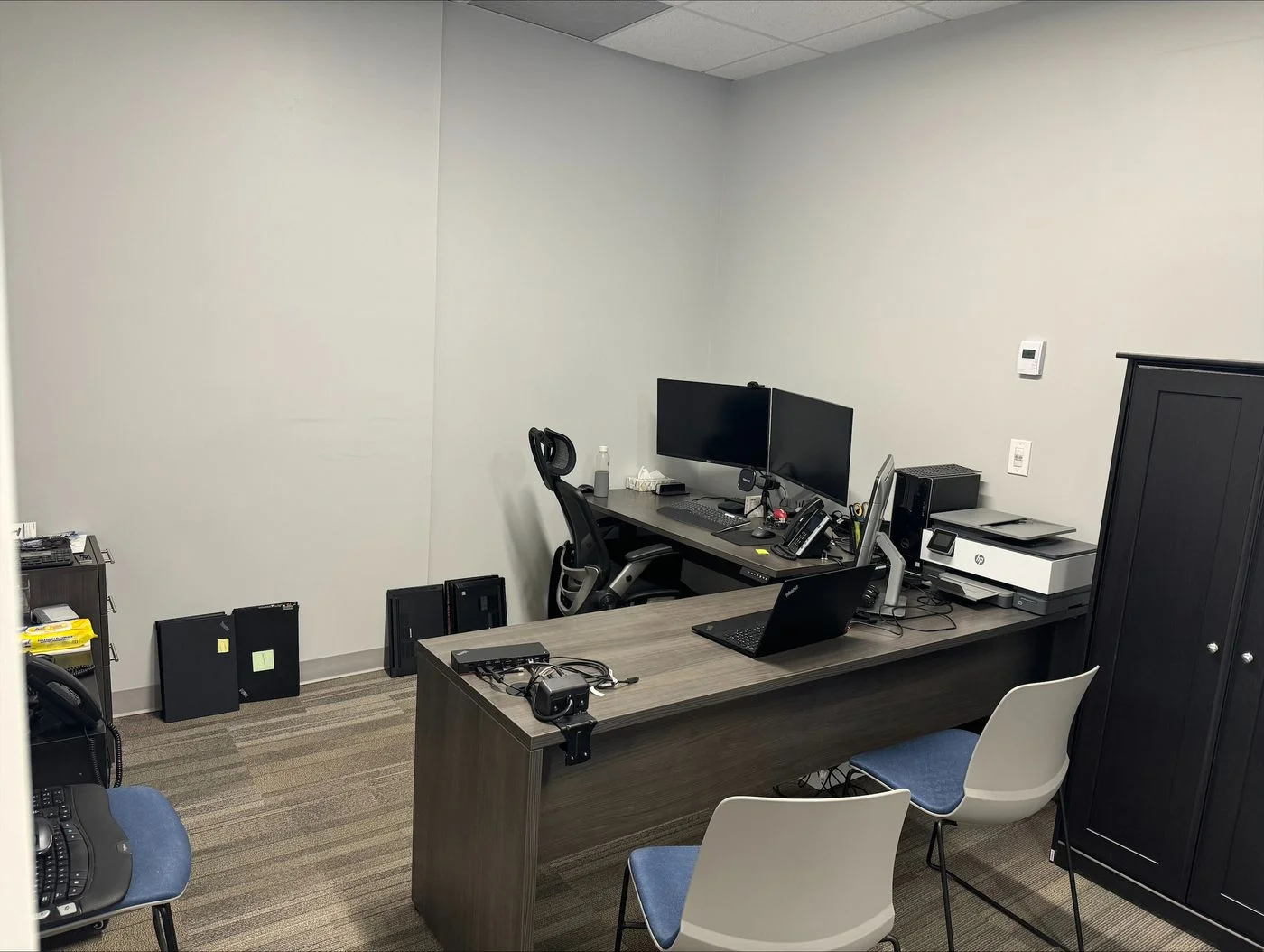 Photo 2 of 5955 Carnegie Blvd, Charlotte, NC 28209