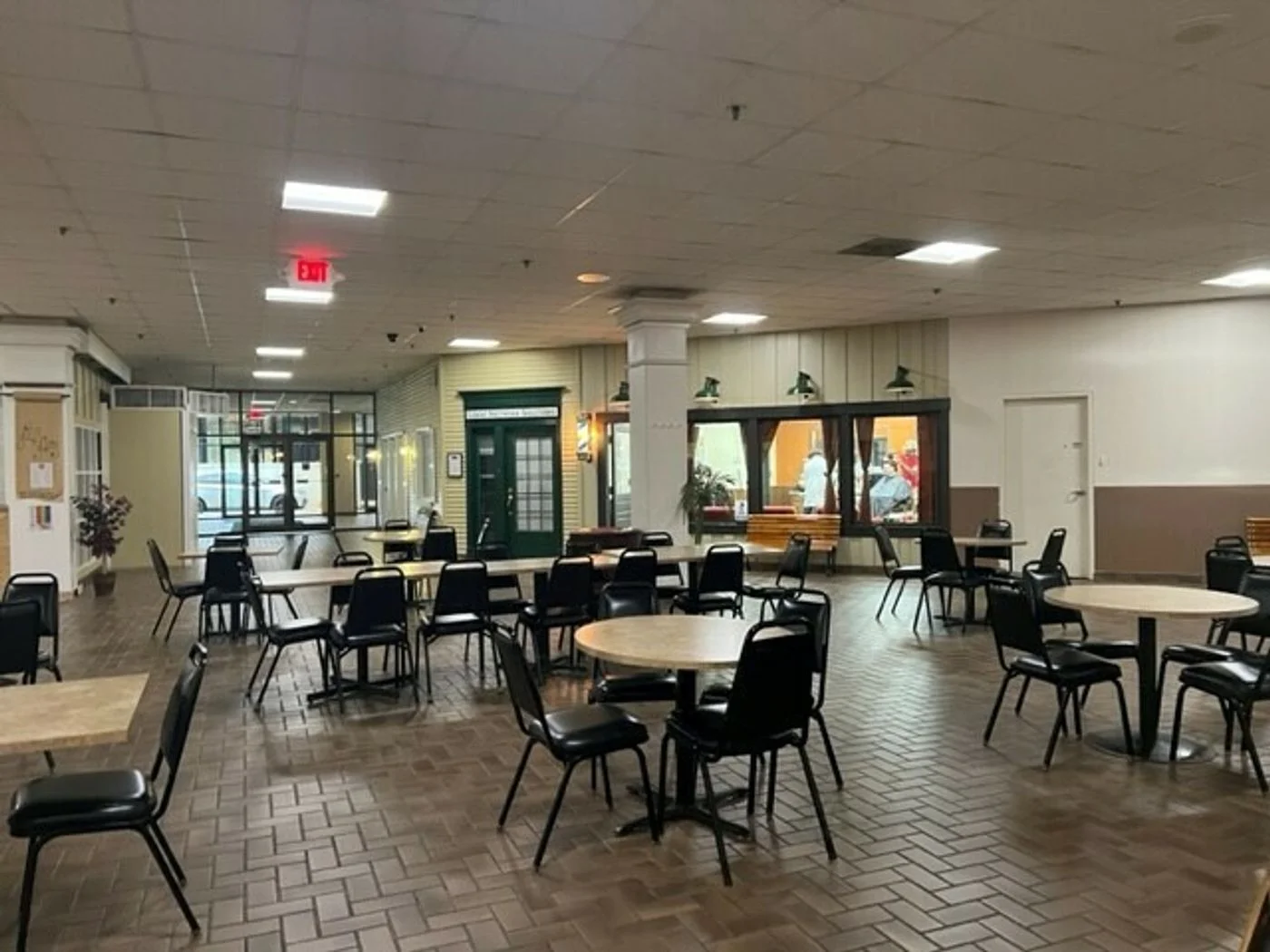 Photo 2 of 456 Fulton St, Peoria, IL 61602