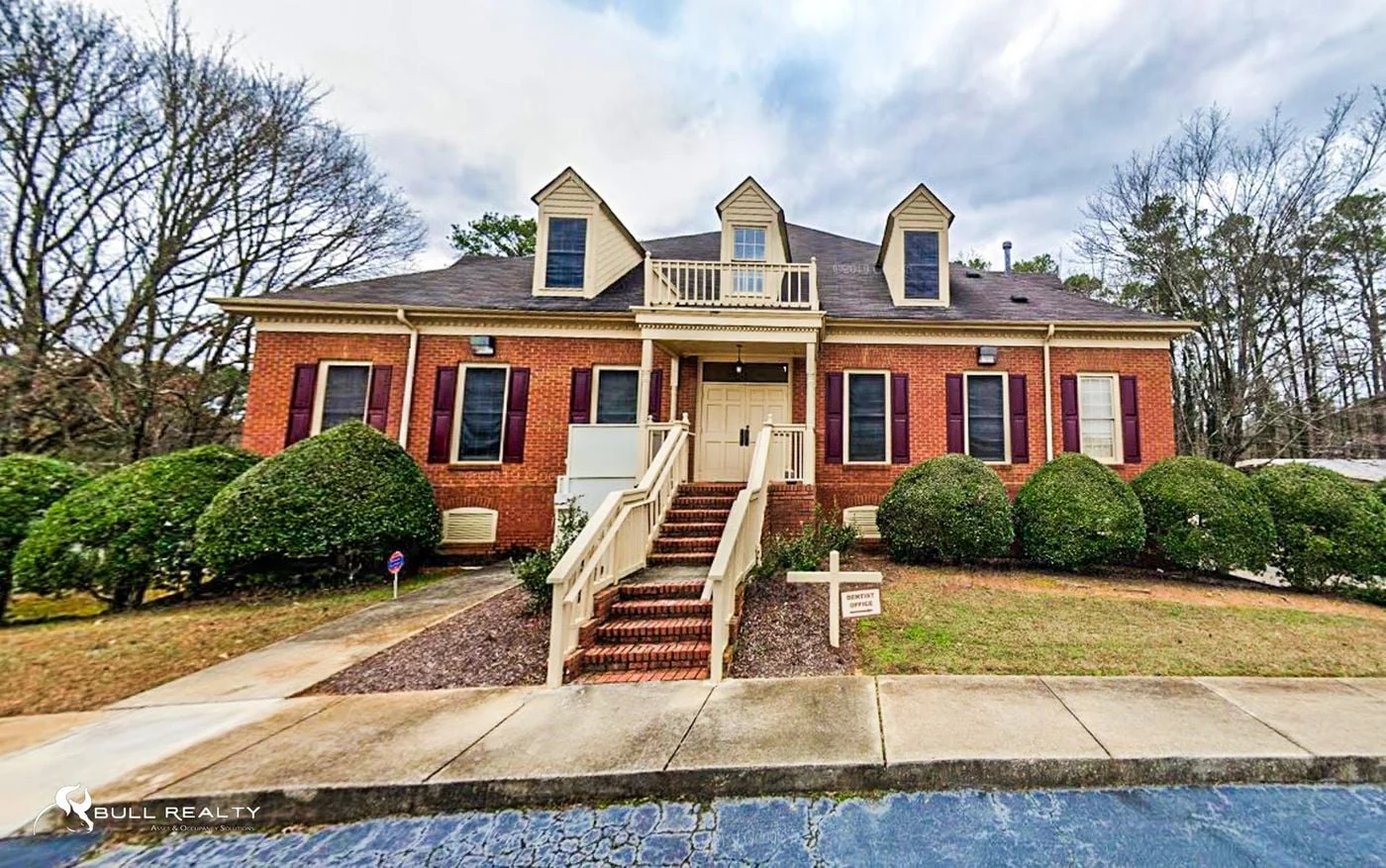 Photo 2 of 900 N Hairston Rd, Stone Mountain, GA 30083
