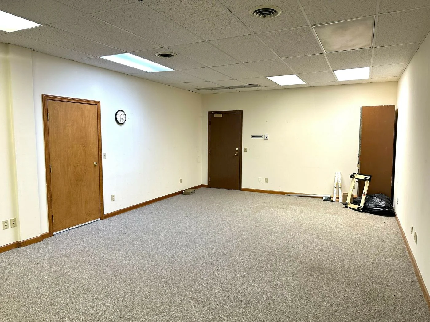 Photo 2 of 30 Lafayette Sq, Vernon, CT 06066