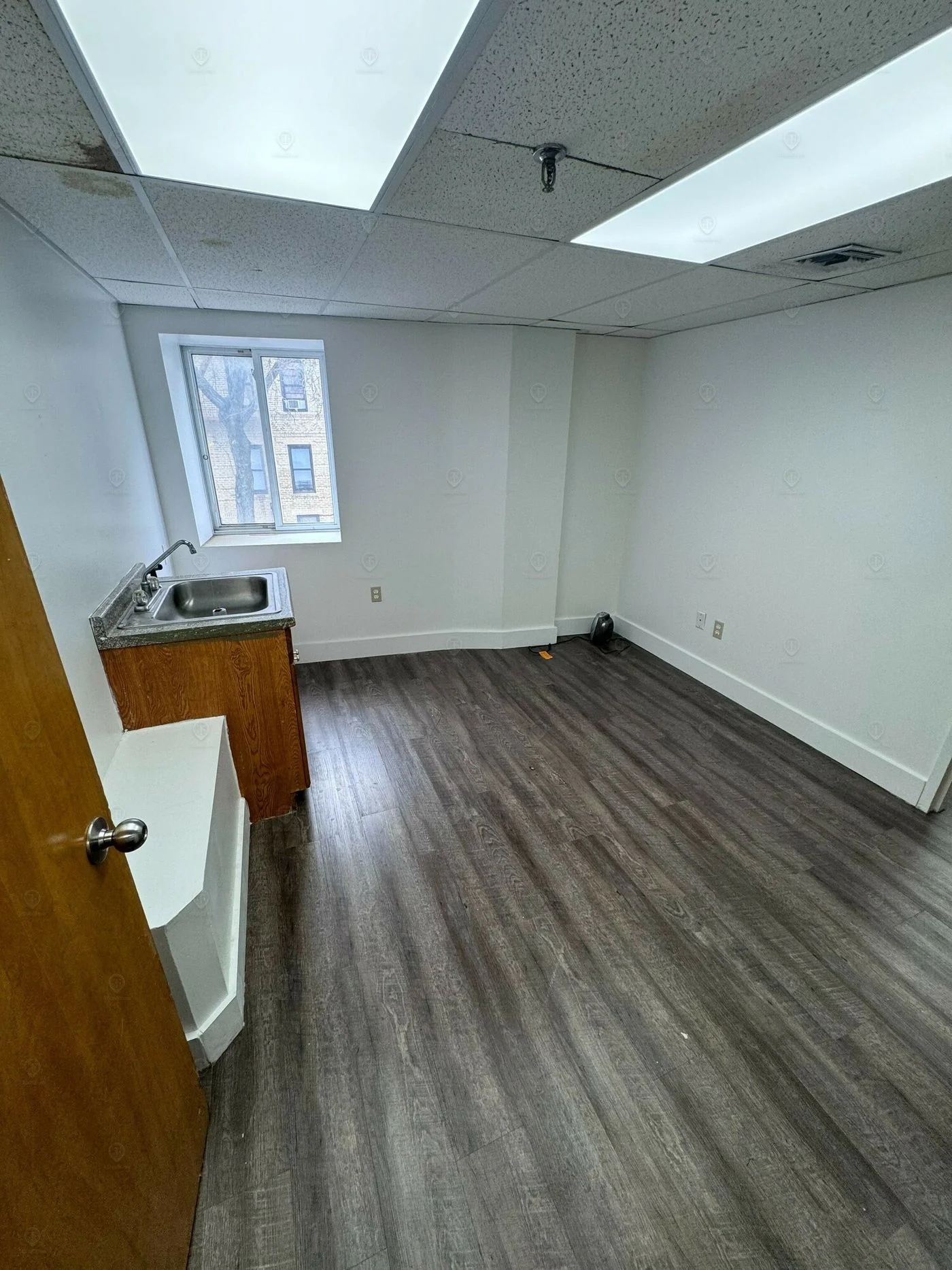 Photo-3 of 3250 Westchester Ave, Bronx, NY 10461