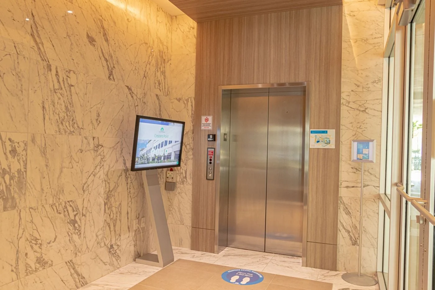 Photo 3 of 15121 NW 67th Ave, Miami Lakes, FL 33014