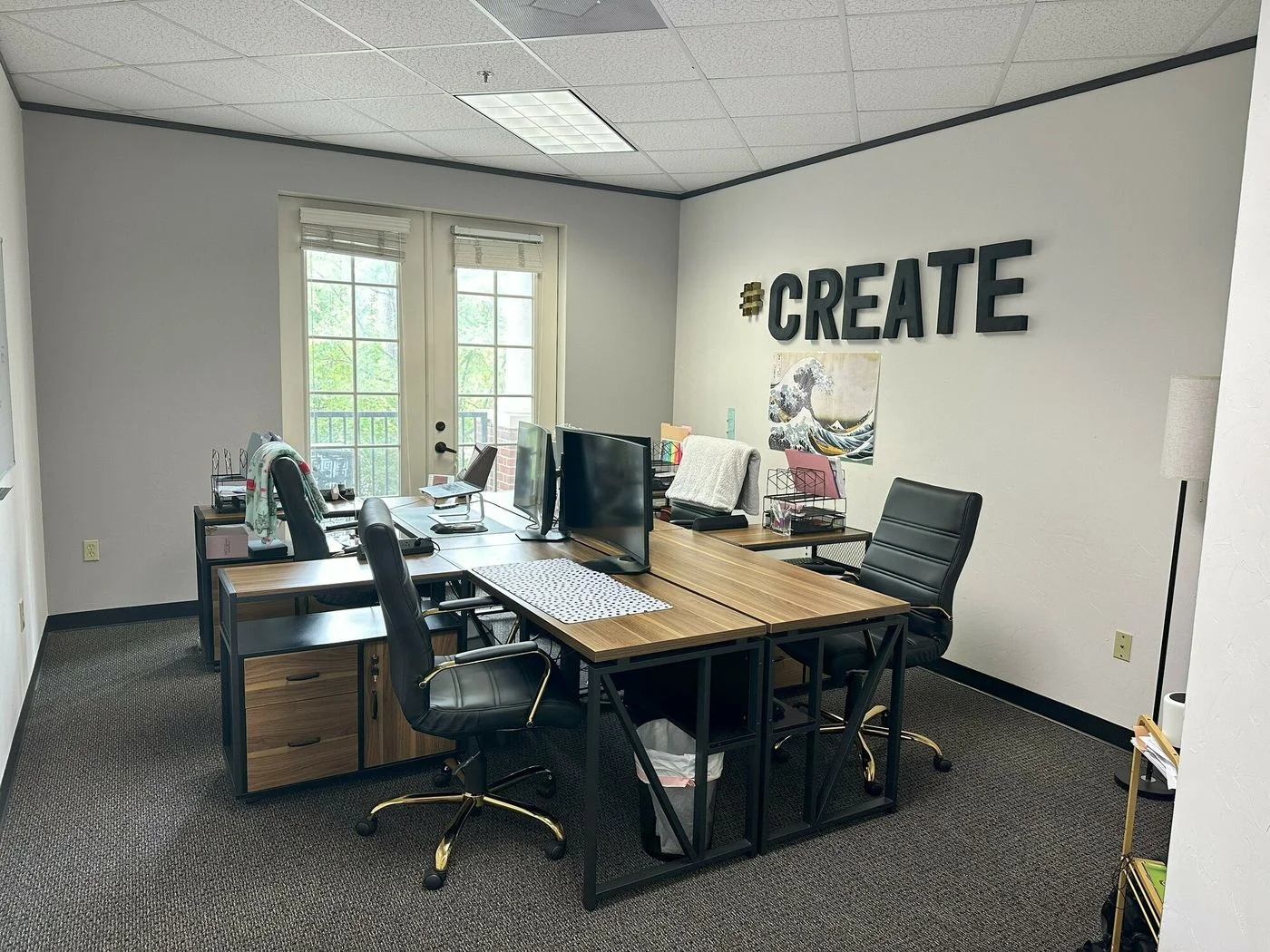 Photo 3 of 2441 High Timbers Dr, The Woodlands, TX 77380