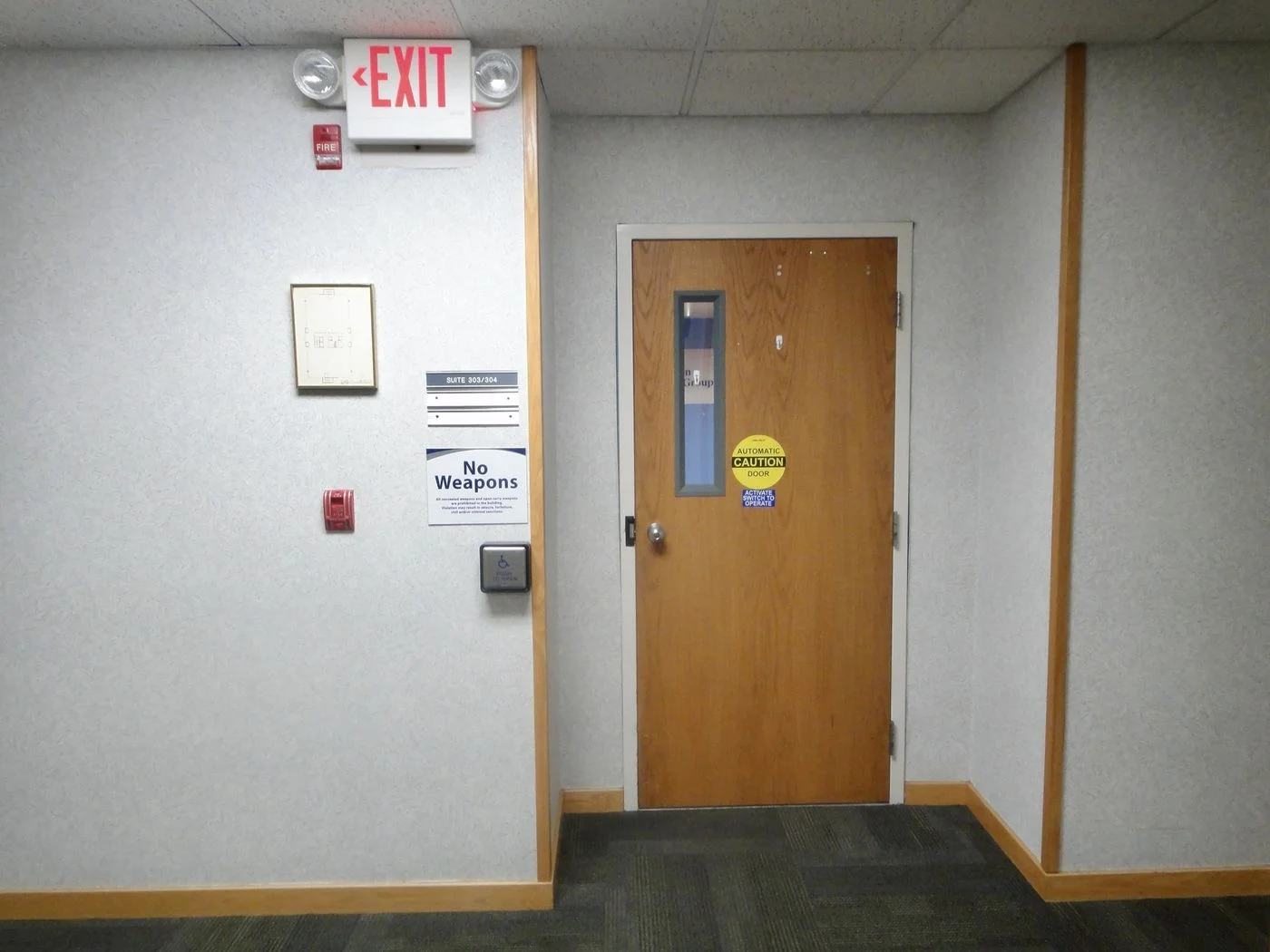 Photo 3 of 4701 Towne Centre Rd, Saginaw, MI 48604