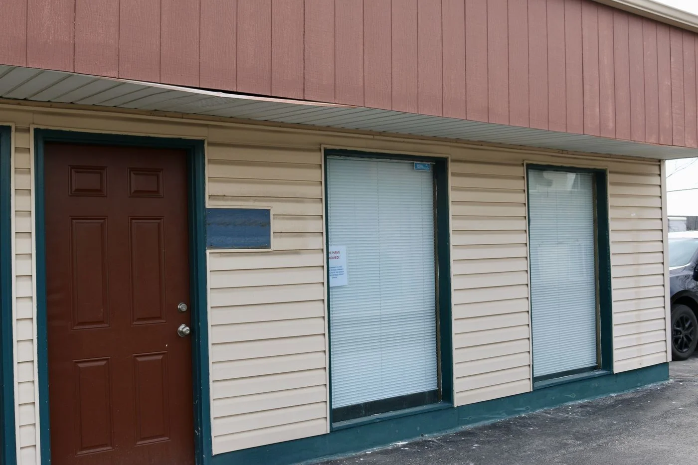 Photo 1 of 3175 Christy Way S, Saginaw, MI 48603