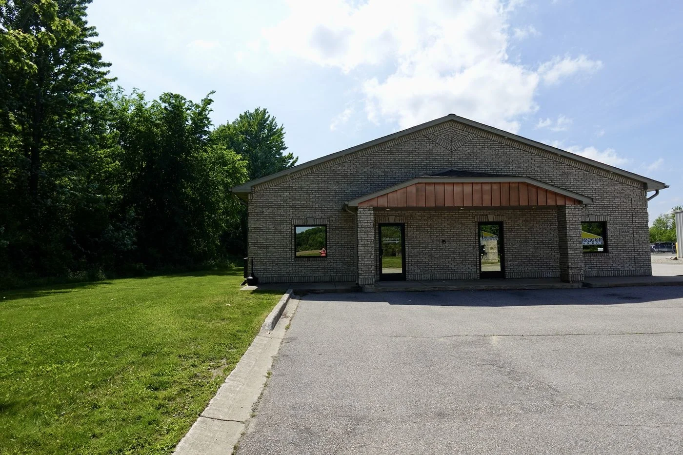 Photo 1 of 3689 Fashion Square Blvd, Saginaw, MI 48603