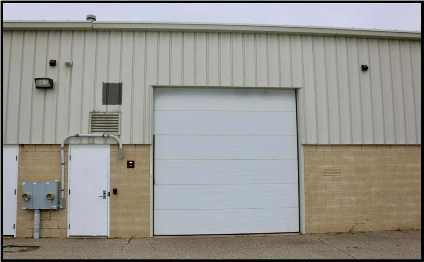 Photo 3 of 1484 Straits Dr, Bay City, MI 48706