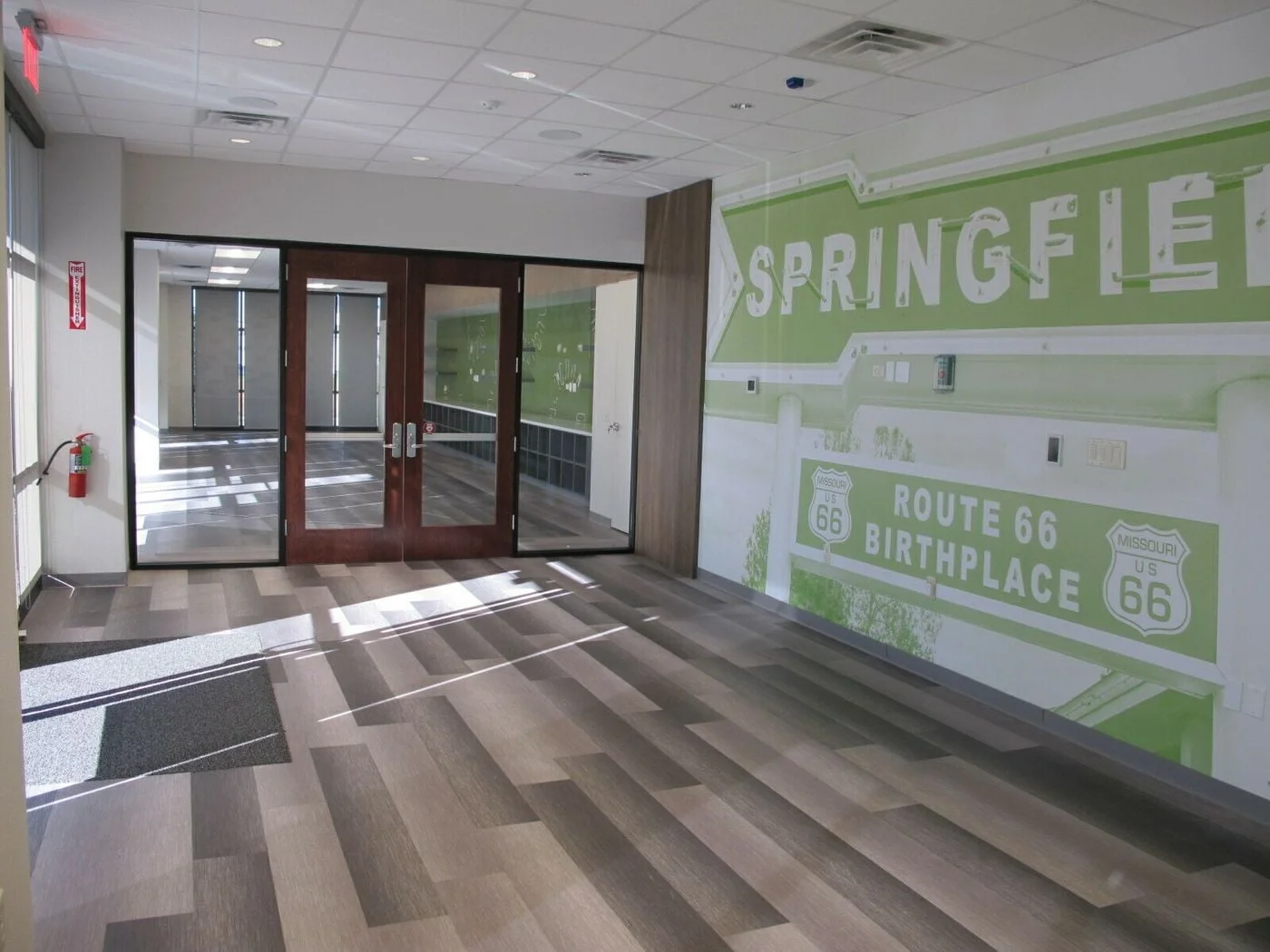 Photo 2 of 909 E Montclair St Ste 108, Springfield, MO 65807