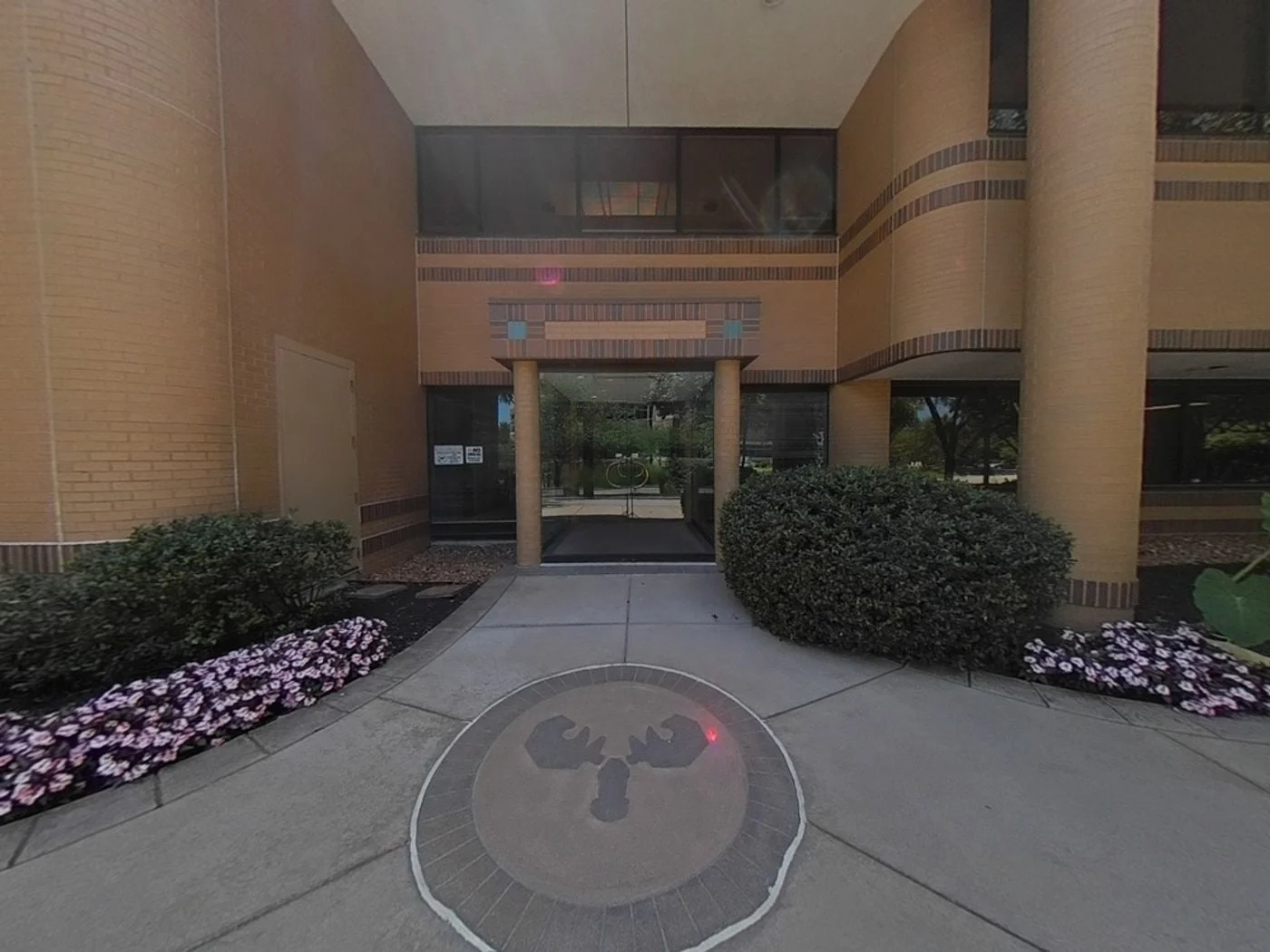 Photo 3 of 1819 Clarkson Rd, Chesterfield, MO 63017