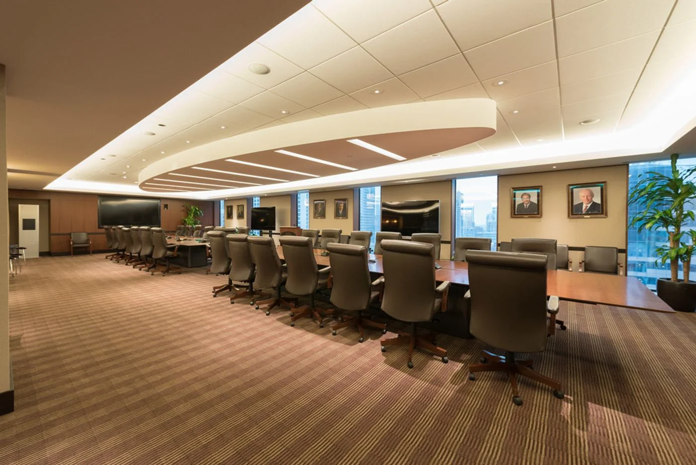 Photo 2 of 142 E Ontario St, Chicago, IL 60611