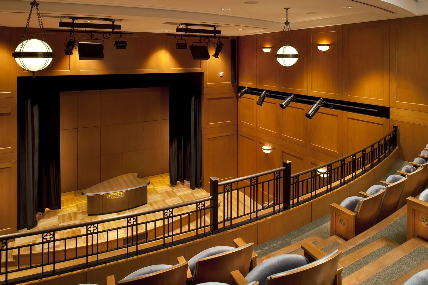 Photo 1 of 104 S Michigan Ave, Chicago, IL 60603