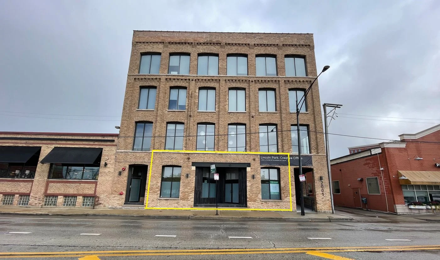 Photo 3 of 2001 N Clybourn Ave, Chicago, IL 60614