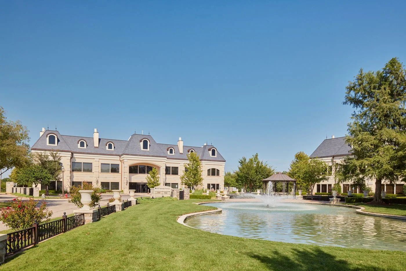 Photo 2 of 4747 Gaillardia Pkwy, Oklahoma City, OK 73142