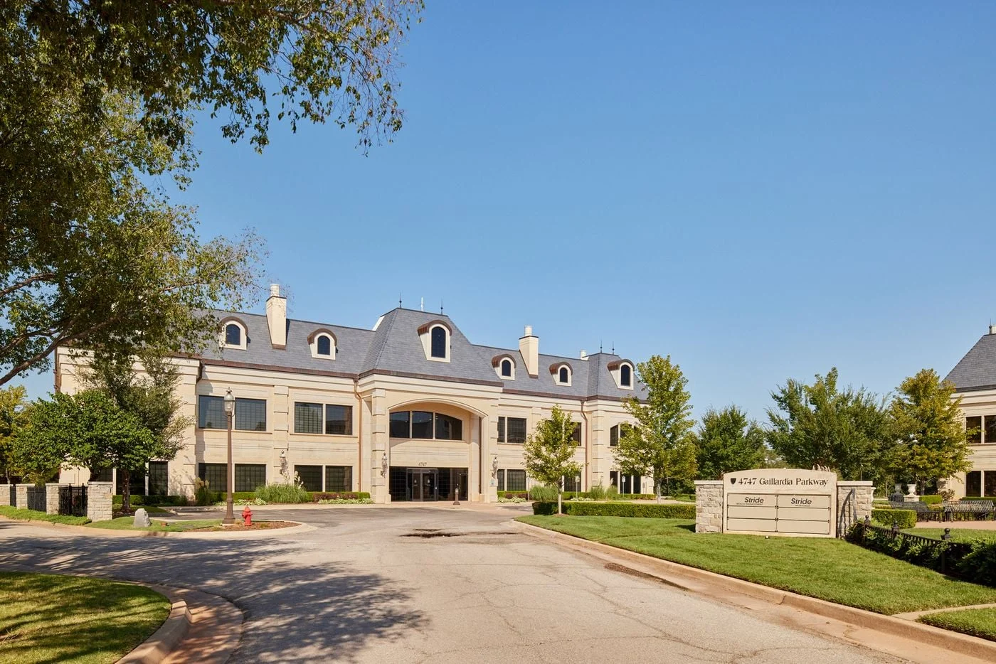 Photo 3 of 4747 Gaillardia Pkwy, Oklahoma City, OK 73142