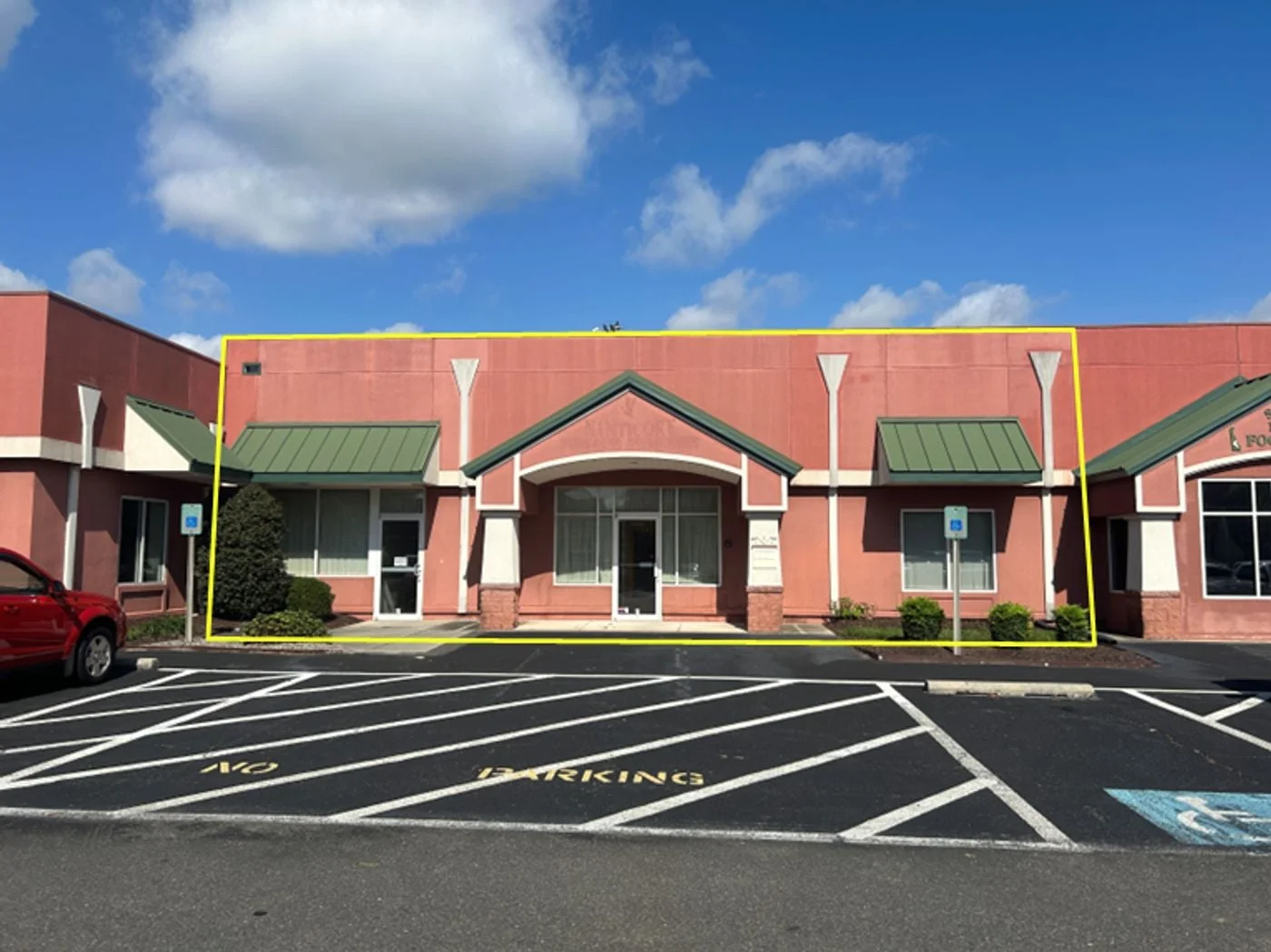 Photo 1 of 543 N Shipley St, Seaford, DE 19973