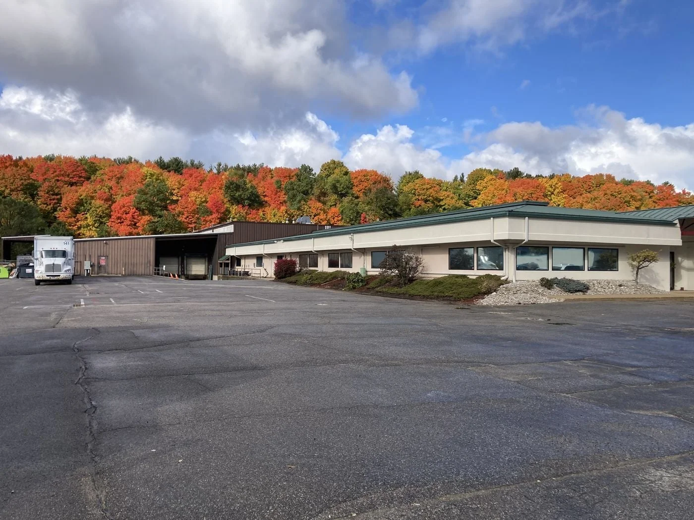 Photo 3 of 3055 Cass Rd, Traverse City, MI 49684