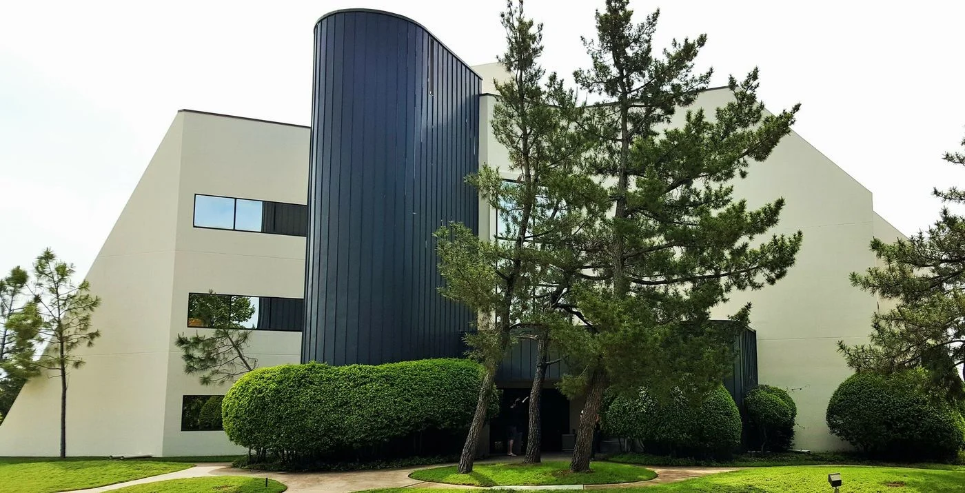 Photo 3 of 2600 Van Buren St, Norman, OK 73072