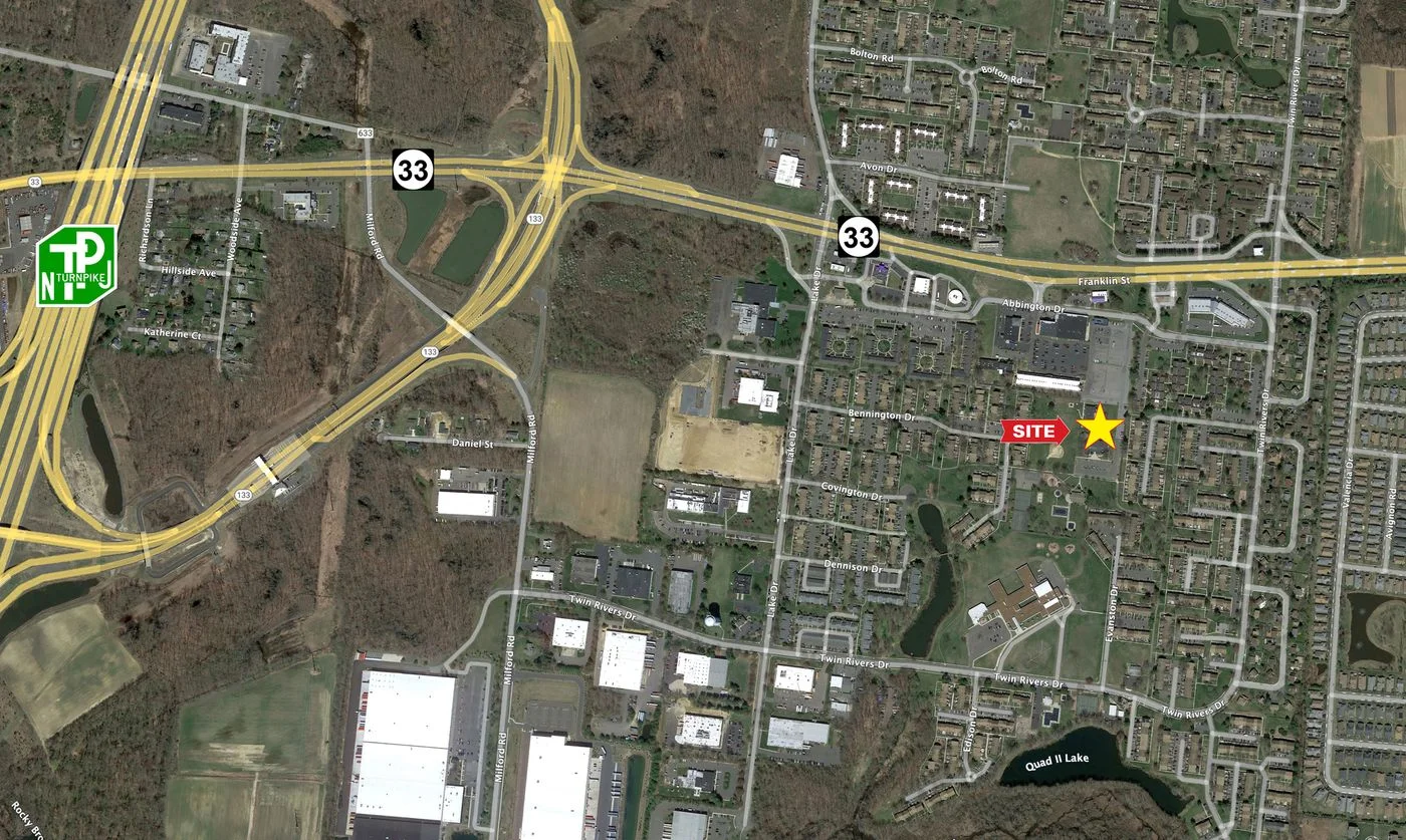 Photo 2 of 569 Abbington Dr, East Windsor, NJ 08520