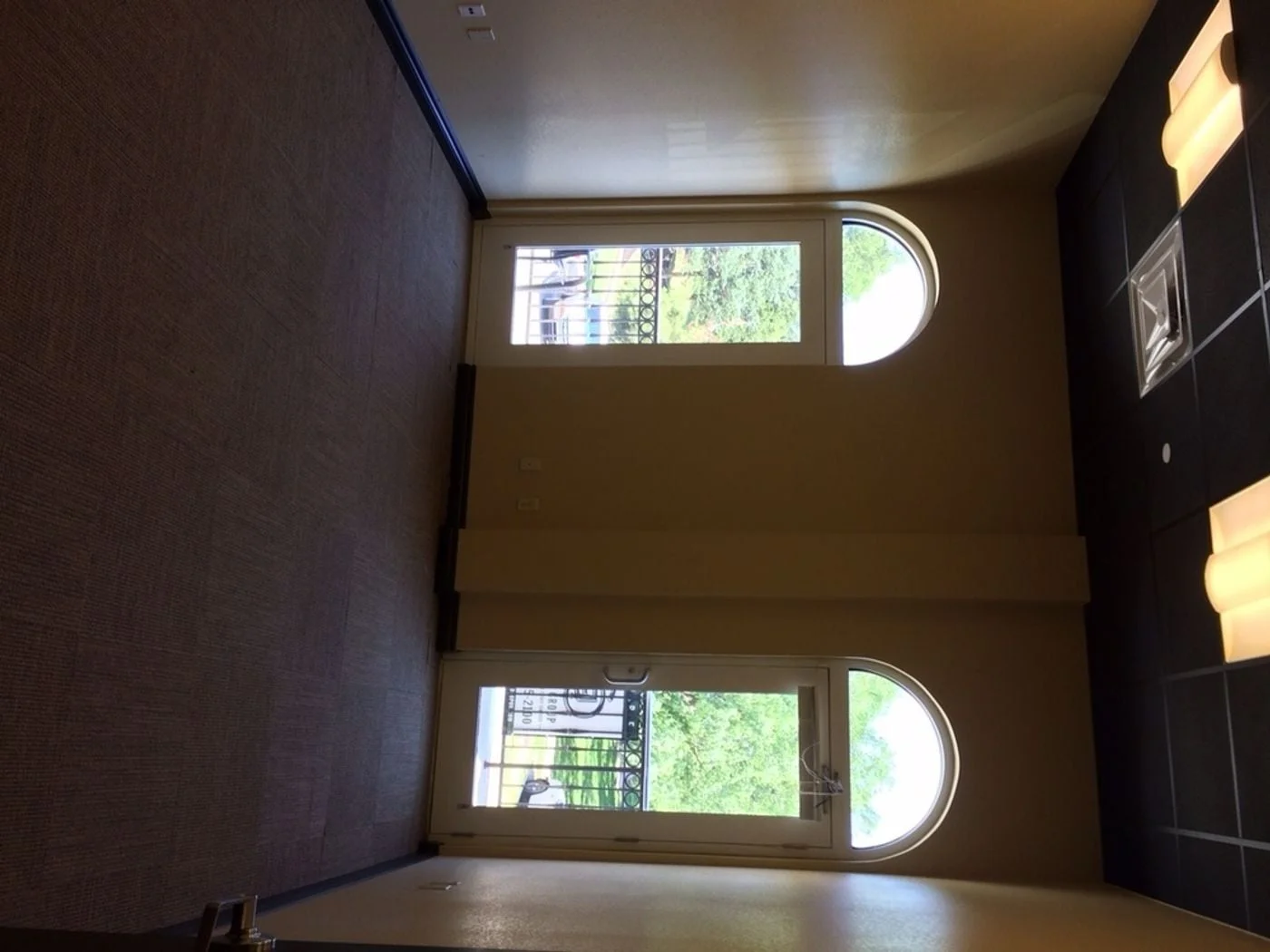 Photo 3 of 132 E 5th St, Edmond, OK 73034