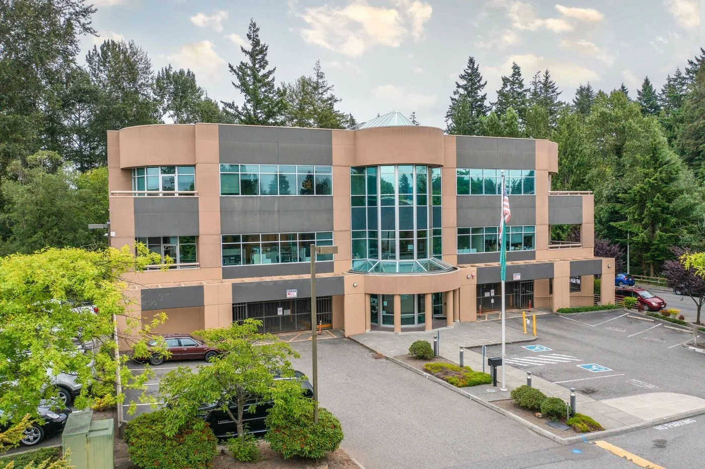Photo-1 of 729 100th St SE, Everett, WA 98208