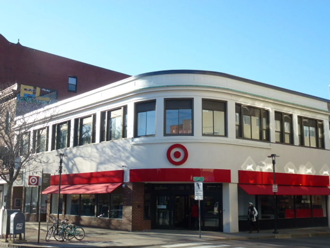 Photo 1 of 552 Massachusetts Ave, Cambridge, MA 02139