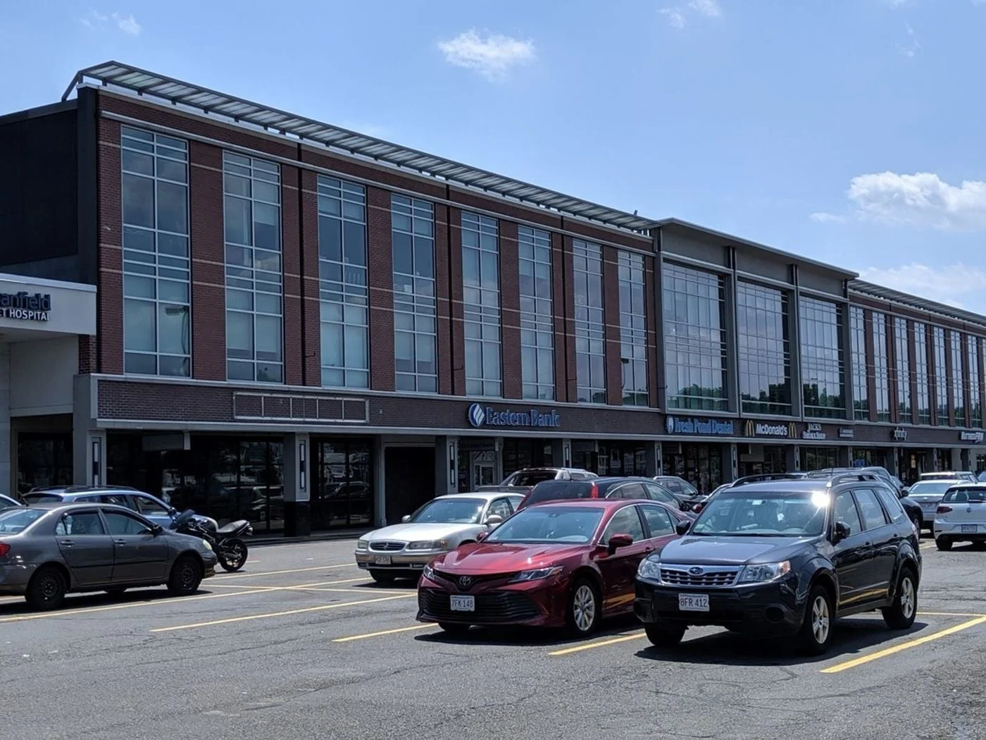 Photo 1 of 186 Alewife Brook Pkwy, Cambridge, MA 02138