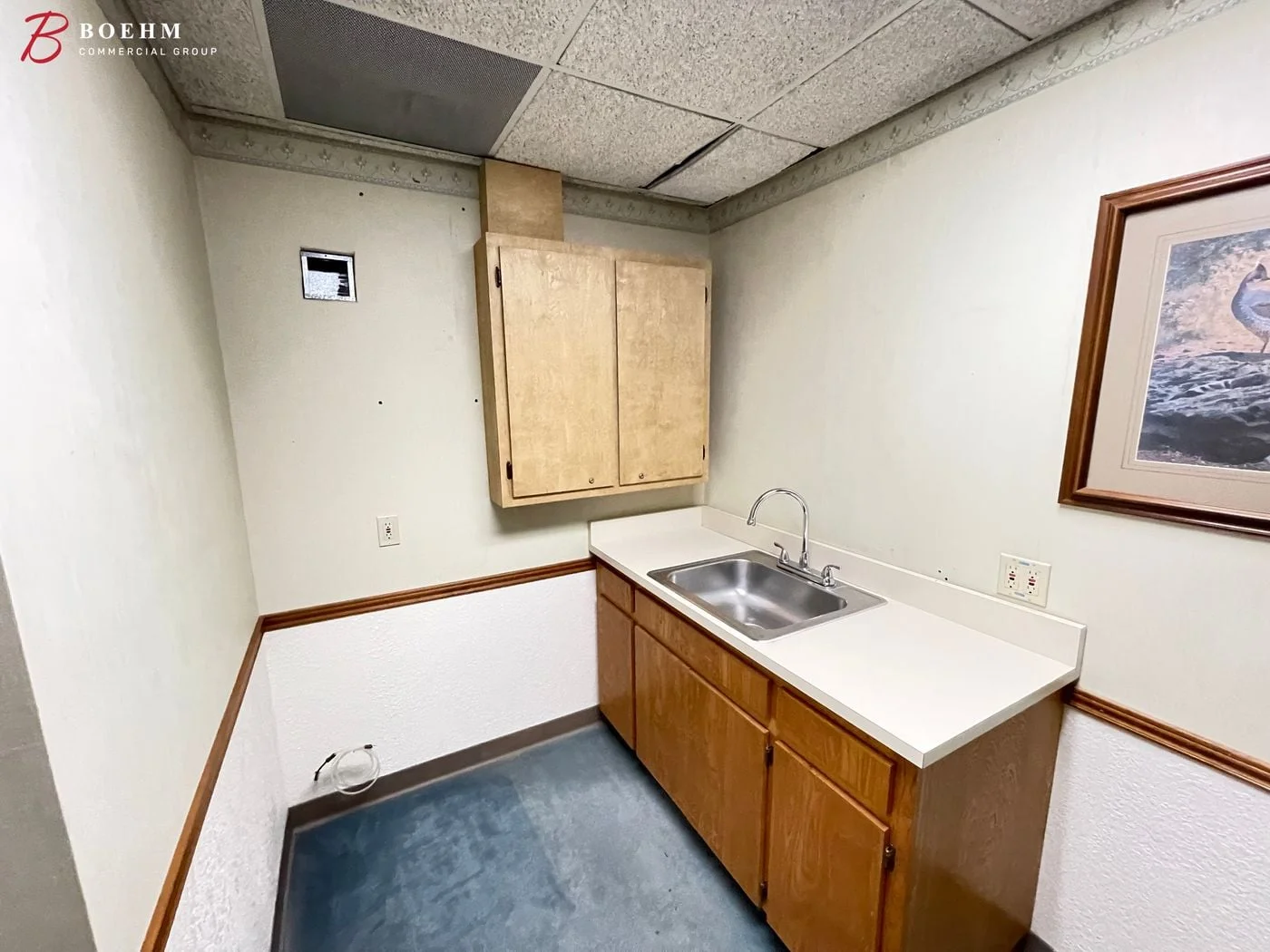 Photo 3 of 204 Cully Dr, Kerrville, TX 78028