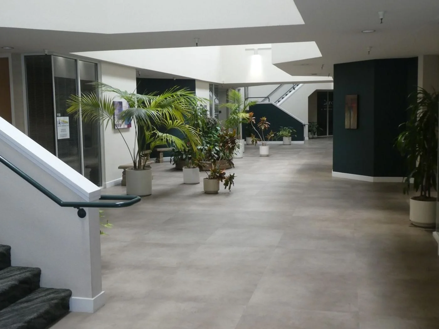 Photo 2 of 735 Sunrise Ave, Roseville, CA 95661