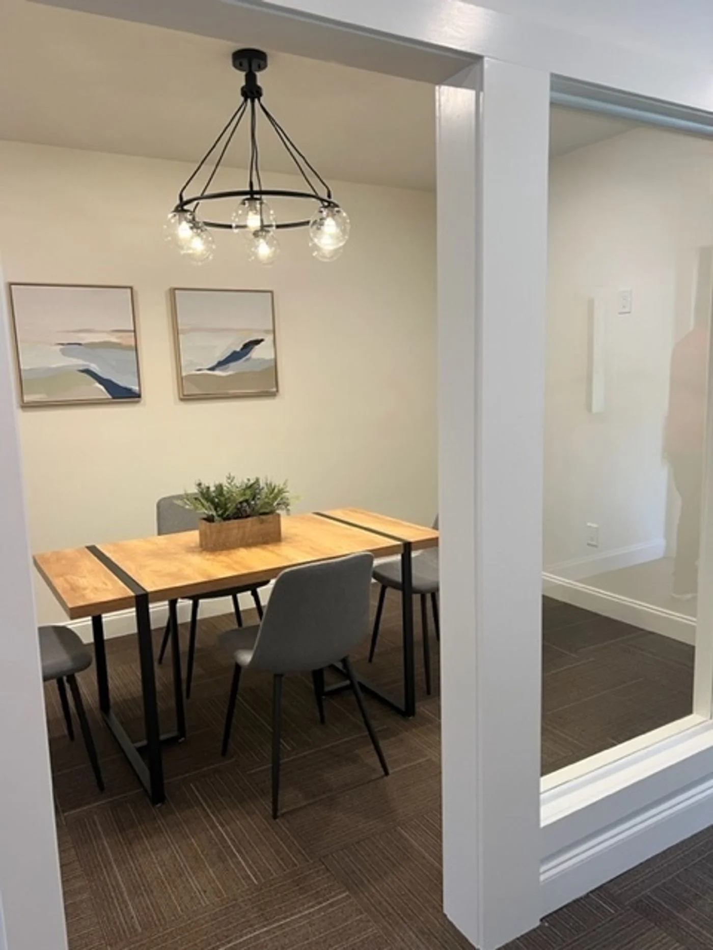 Photo 3 of 1144 Alpharetta St, Roswell, GA 30075