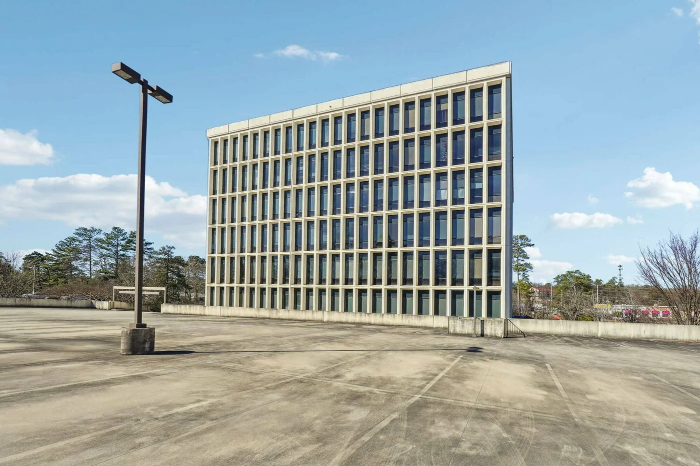 Photo 2 of 6 W Druid Hills Dr NE, Brookhaven, GA 30329